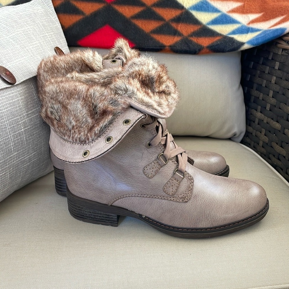 Bare Traps (NEW) Faux Fur Lined Ankle Boots